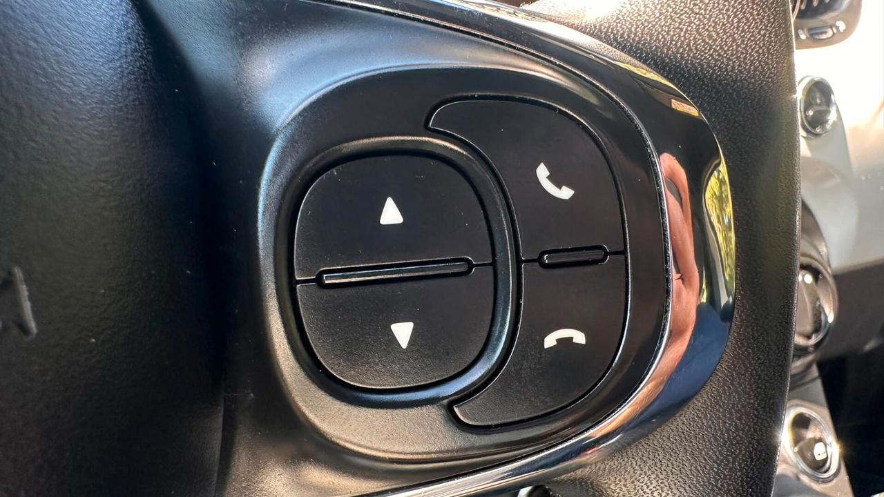 Fiat 500 1.0 Hybrid Dolcevita PRATICAMENTE NUOVA 2020 leggi testo