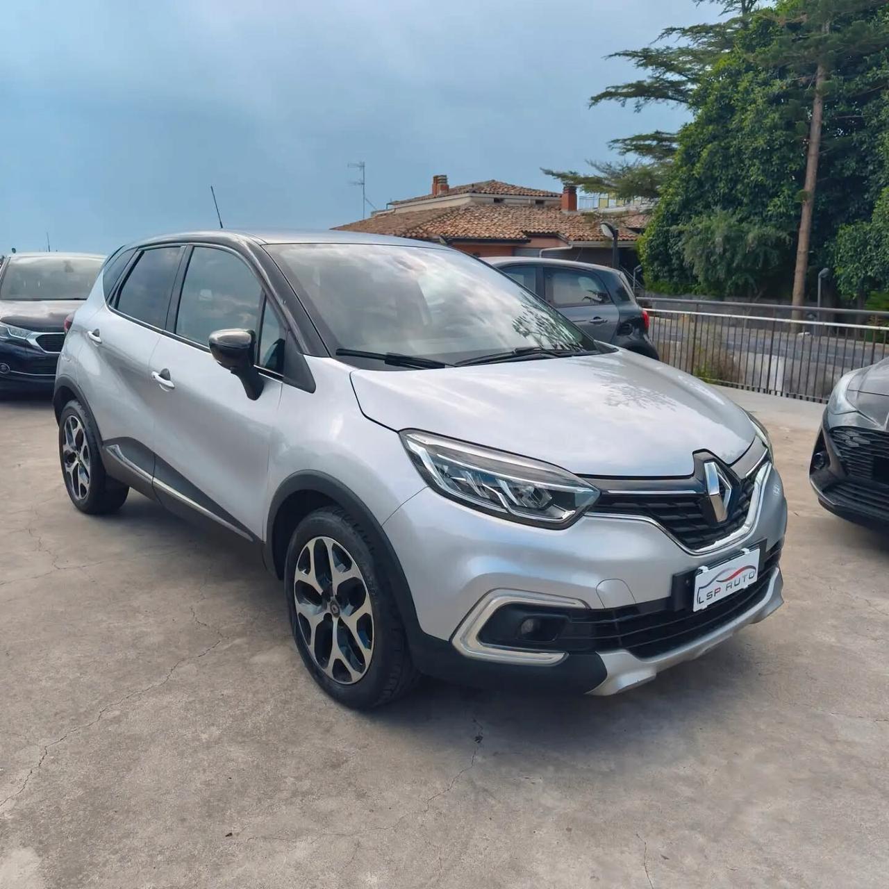 Renault Captur 110 CV UNICPROPRIET STRAFULL