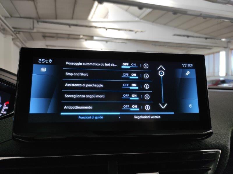 PEUGEOT 3008 2ª serie - 3008 BlueHDi 130 S&S EAT8 Allure Pack