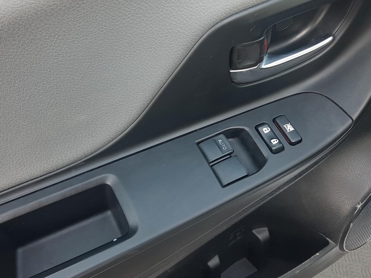 Toyota Yaris 1.5 Hybrid 5 porte Business