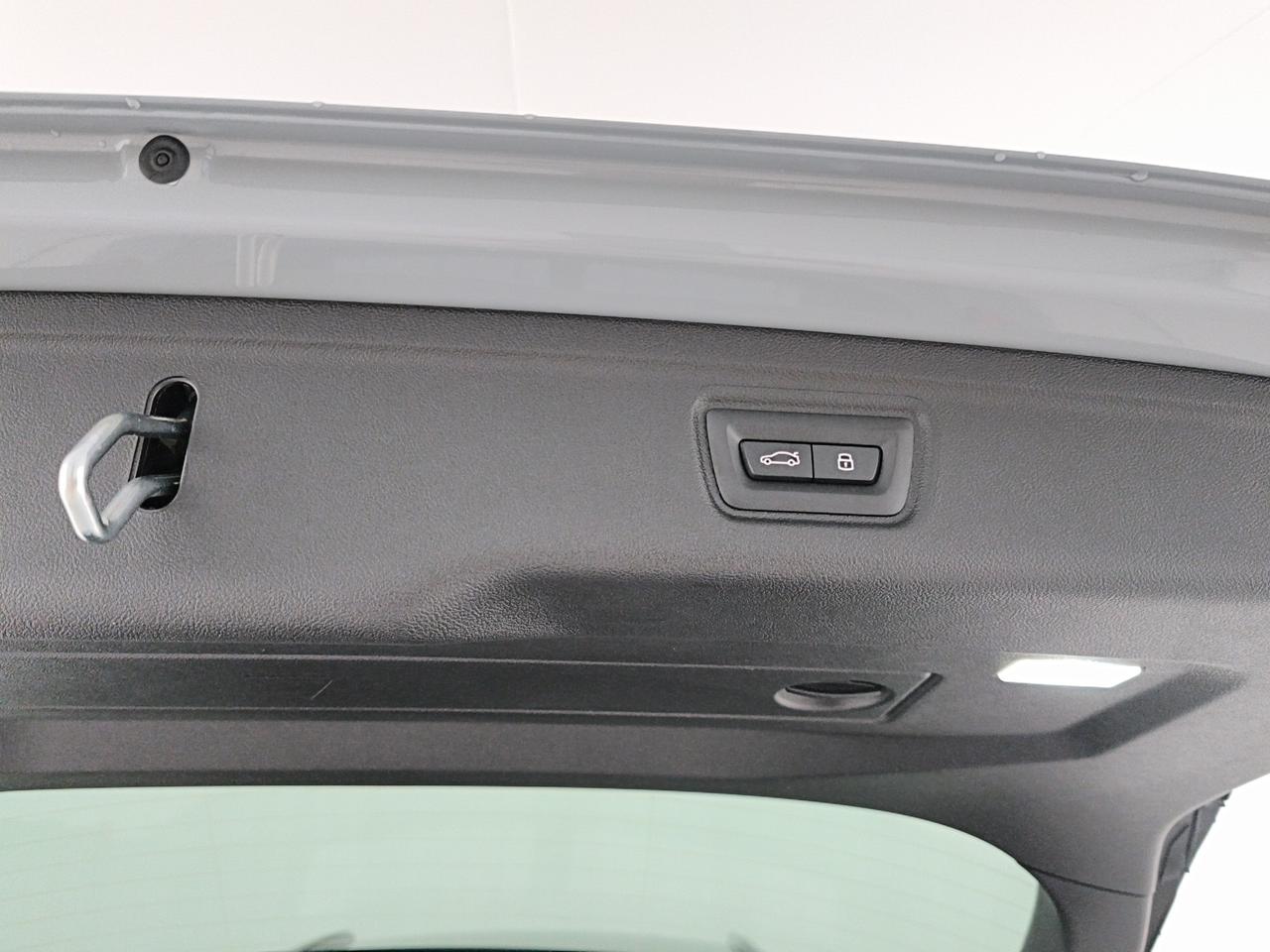 BMW Serie 3 318d Touring 48V MSport Pro