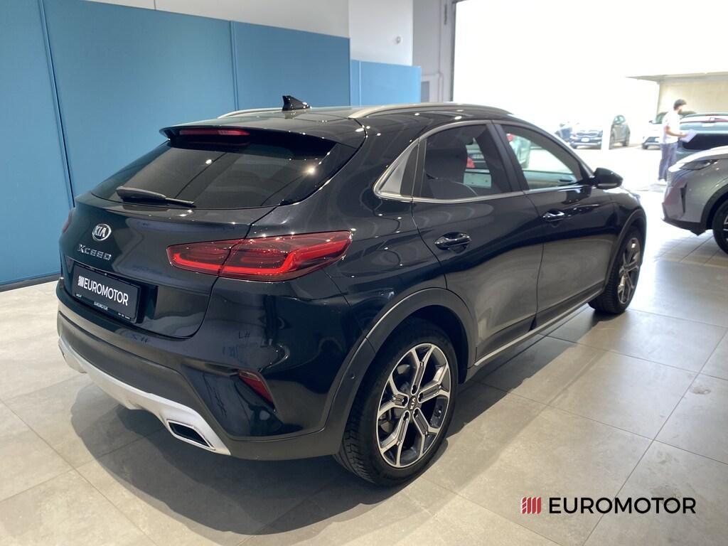 Kia Xceed 1.6 CRDi MHEV High Tech 2WD DCT