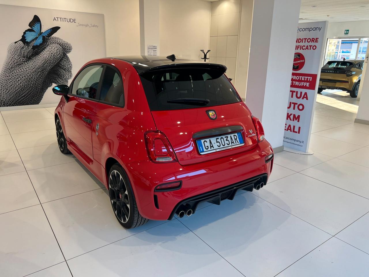 Abarth 595 1.4 Turbo T-Jet 180 CV Competizione