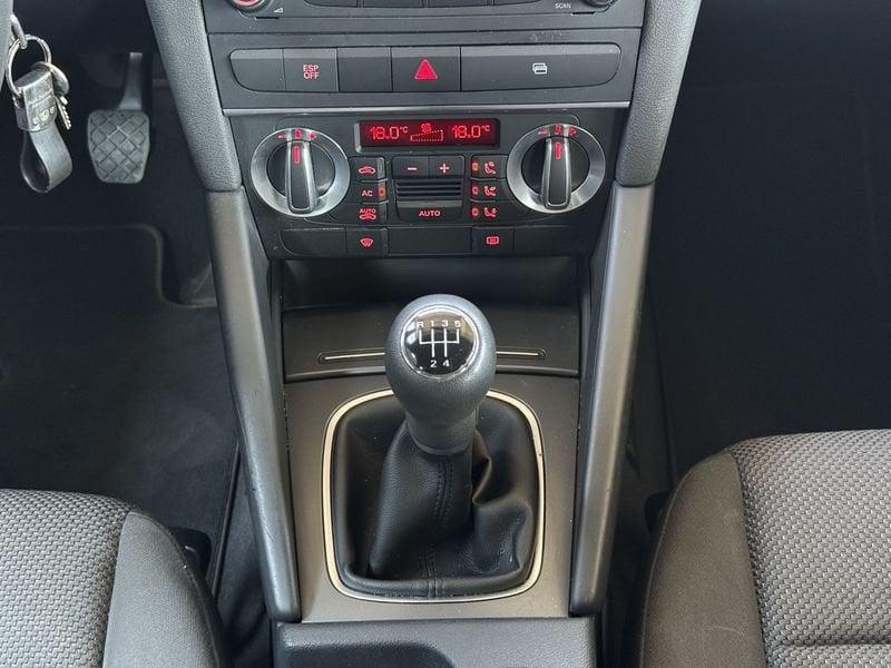 Audi A3 1.6 Attraction NEOPATENTATI UNIPROPRIETARIO