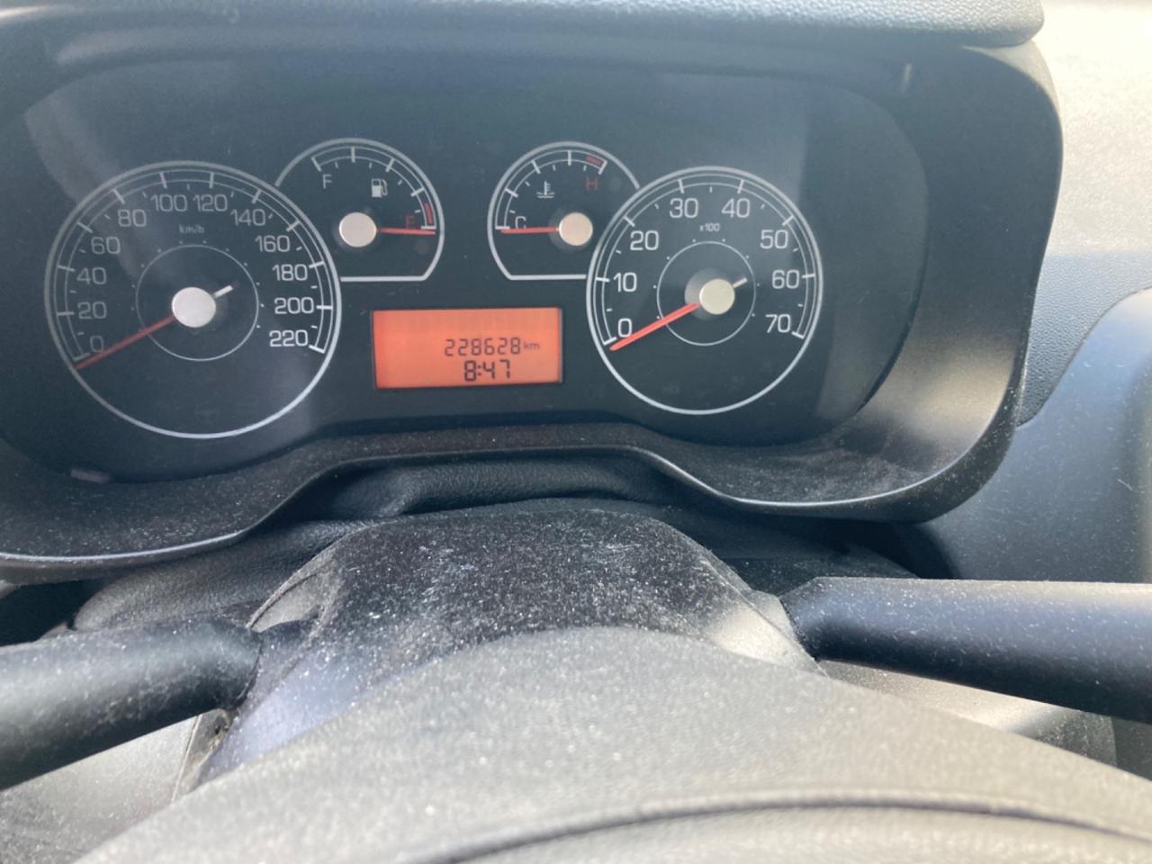 FIAT GRANDE PUNTO 1.3 MULTIJET (6 MARCE)