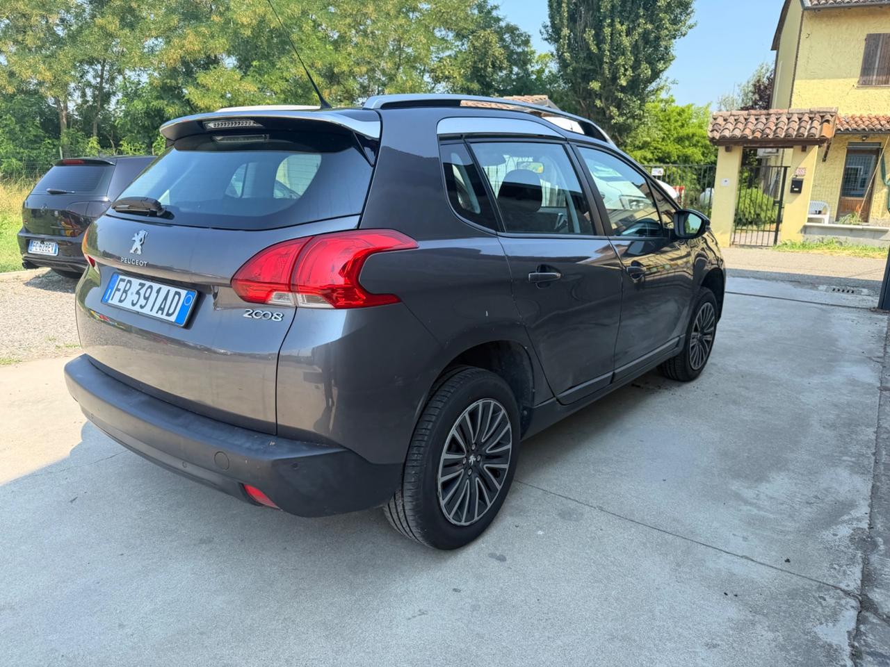 Peugeot 2008 PureTech 82 Active