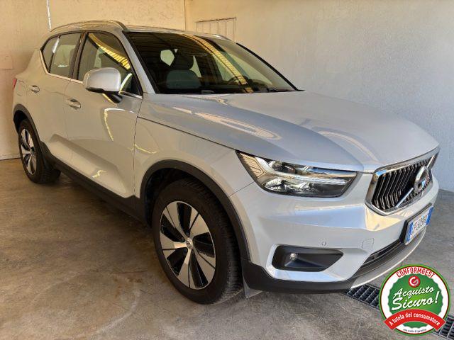 VOLVO XC40 T4 Recharge Plug-in Hybrid Inscription