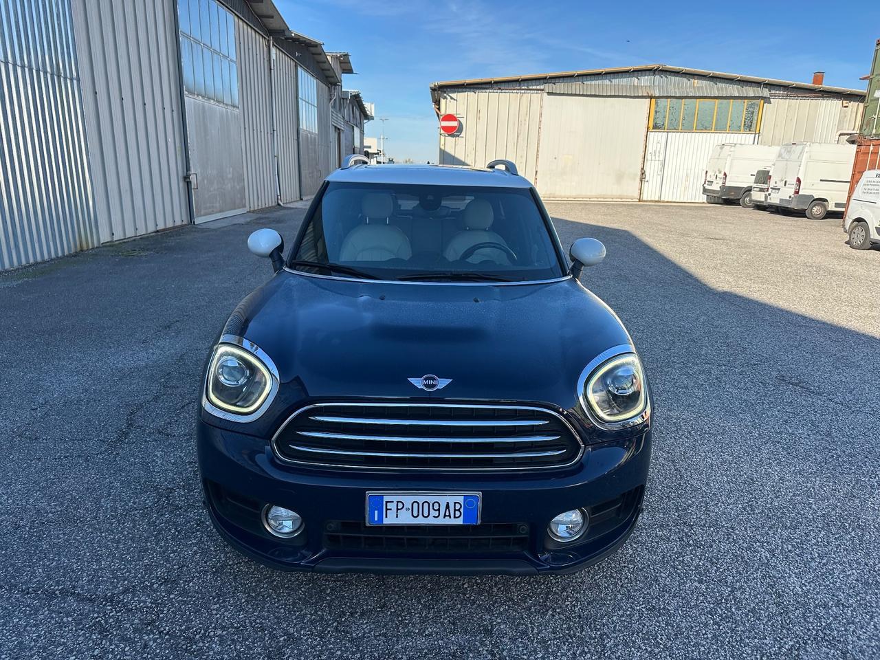 Mini Cooper D Countryman 2.0 Hype Automatica