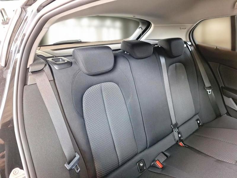 BMW 116 BUSINESS ADVANTAGE AUTO 5 PORTE BERLINA