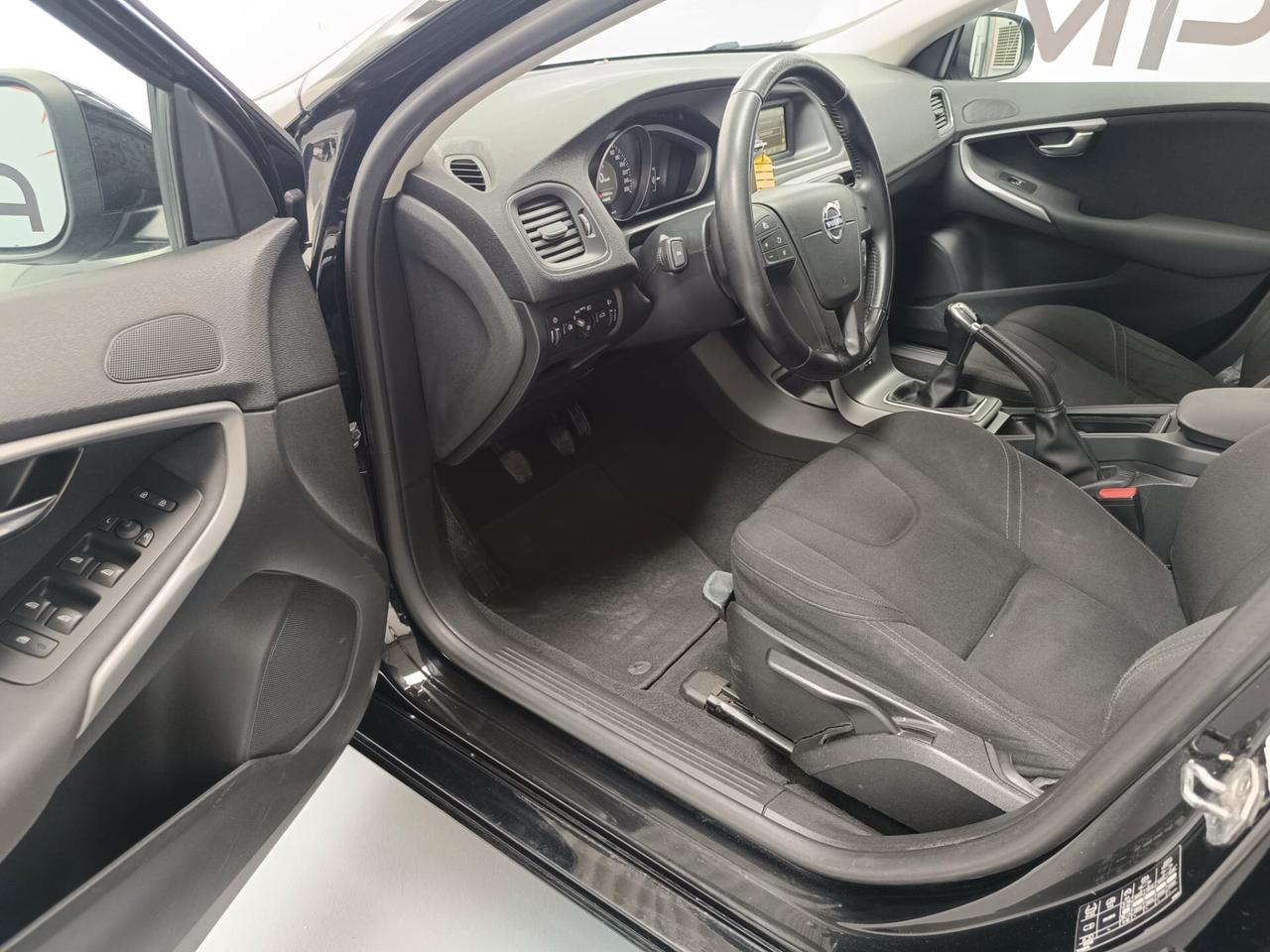Volvo V40 D2 1.6 Momentum