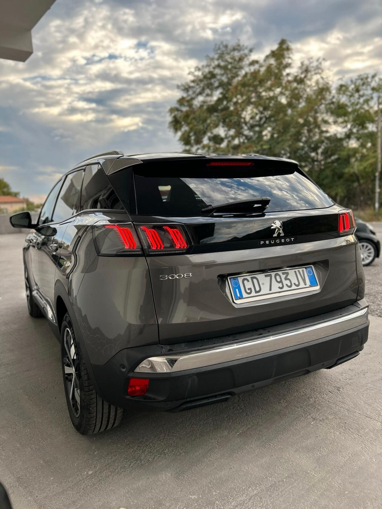 Peugeot 3008 BlueHDi 130 S&S EAT8 Allure
