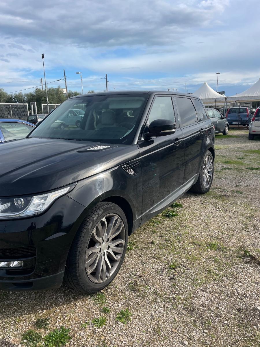 LAND ROVER - Range Rover Sport - 3.0 TDV6 HSE Dynamic