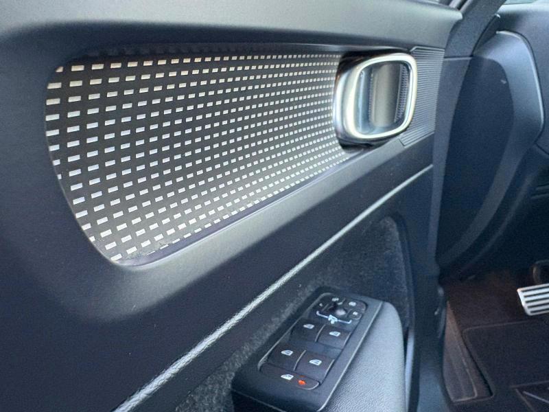 Volvo XC40 2.0 d3 150 CV R-design 4X4