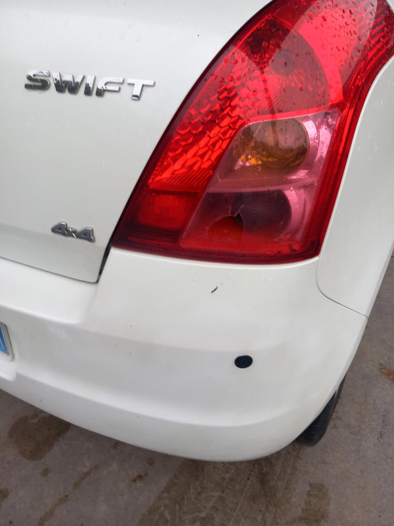 Suzuki Swift 1.3 4x4 5p. GL