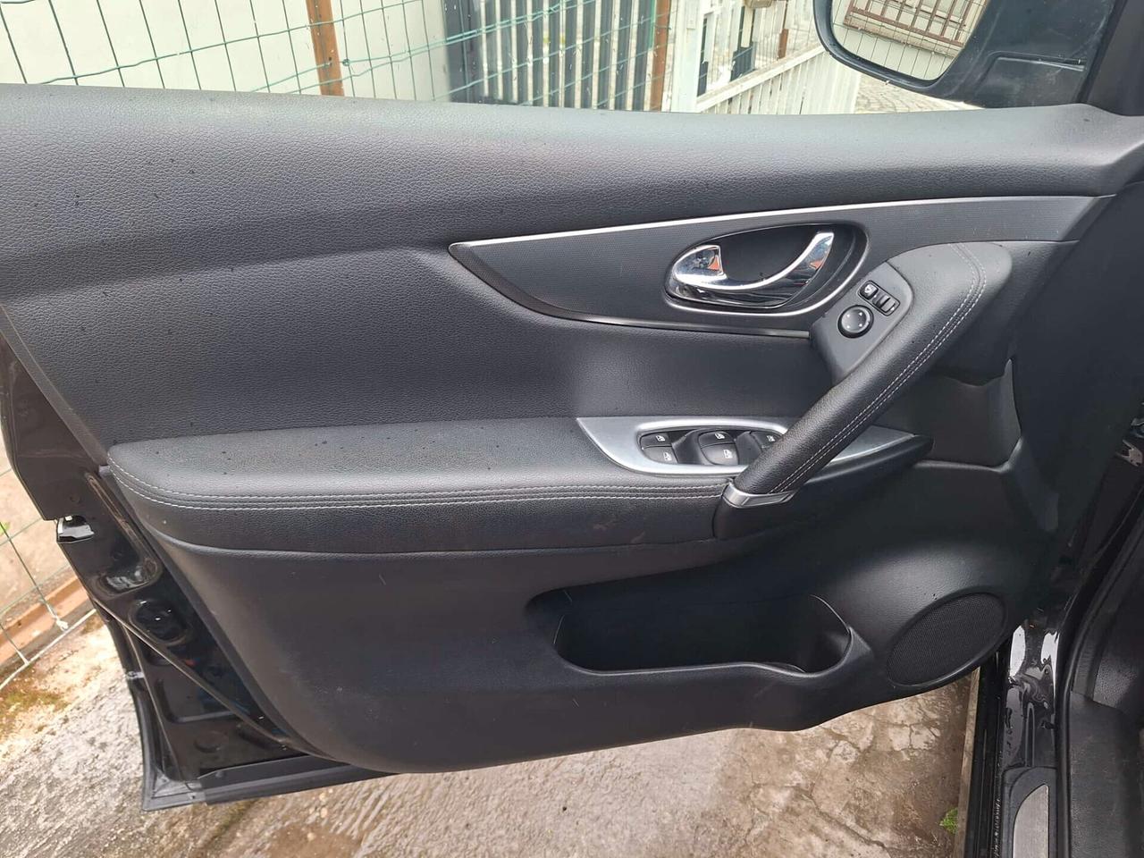 Nissan Qashqai 1.7 dCi 150 CV 4WD Tekna