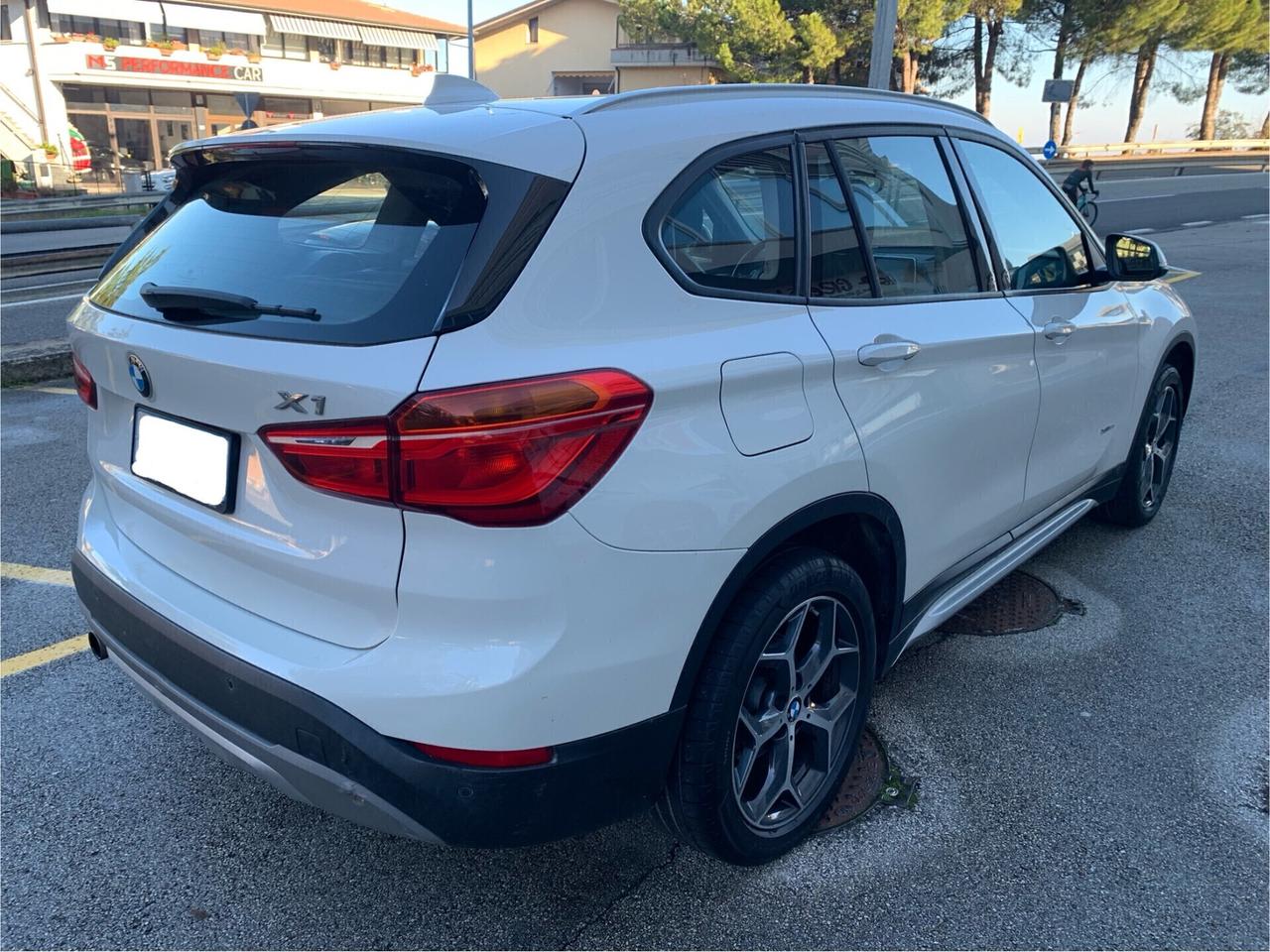 BMW X1 18D XDRIVE X-LINE