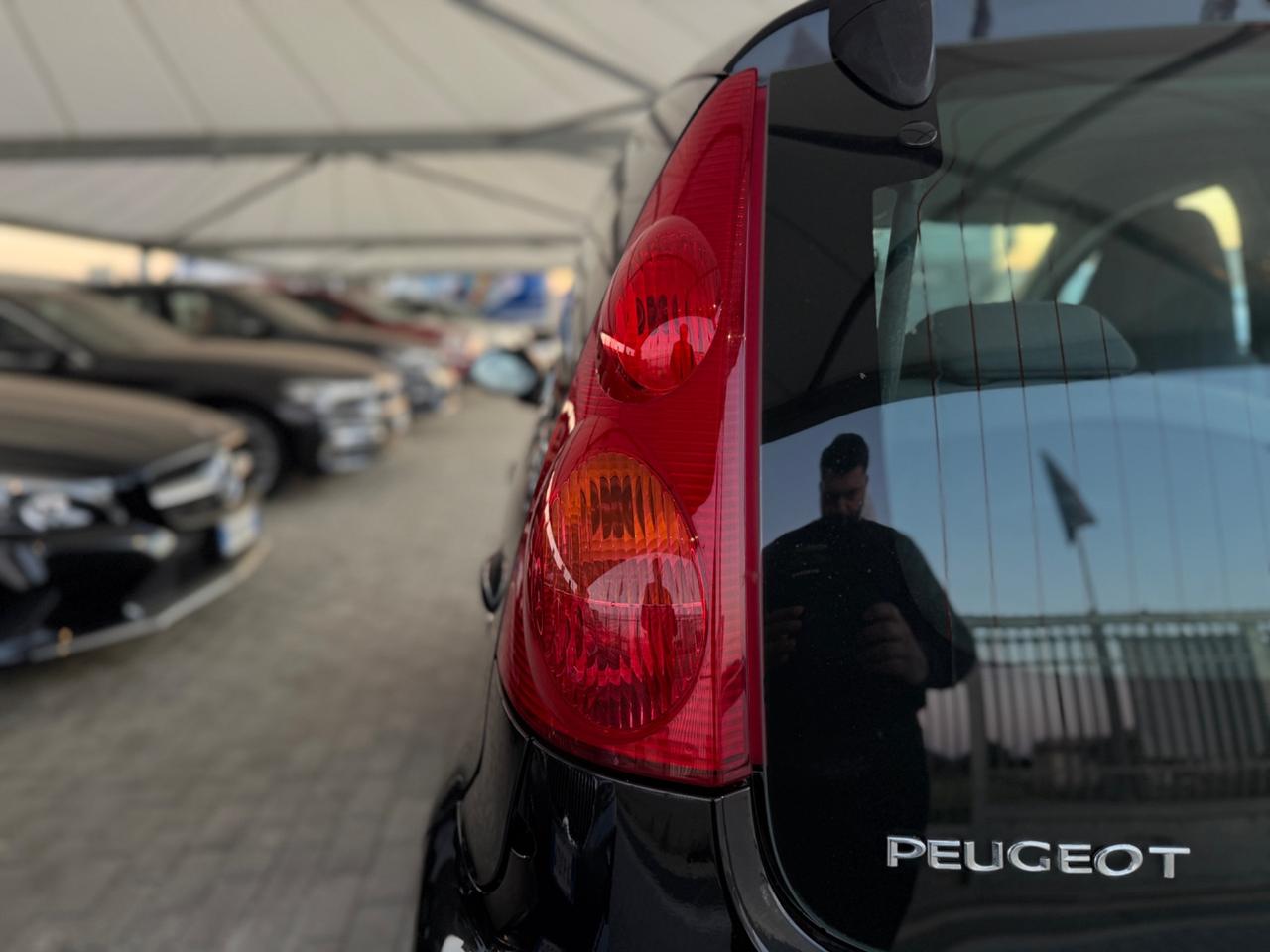 Peugeot 107 1.0 68CV Plaisir 5 Porte