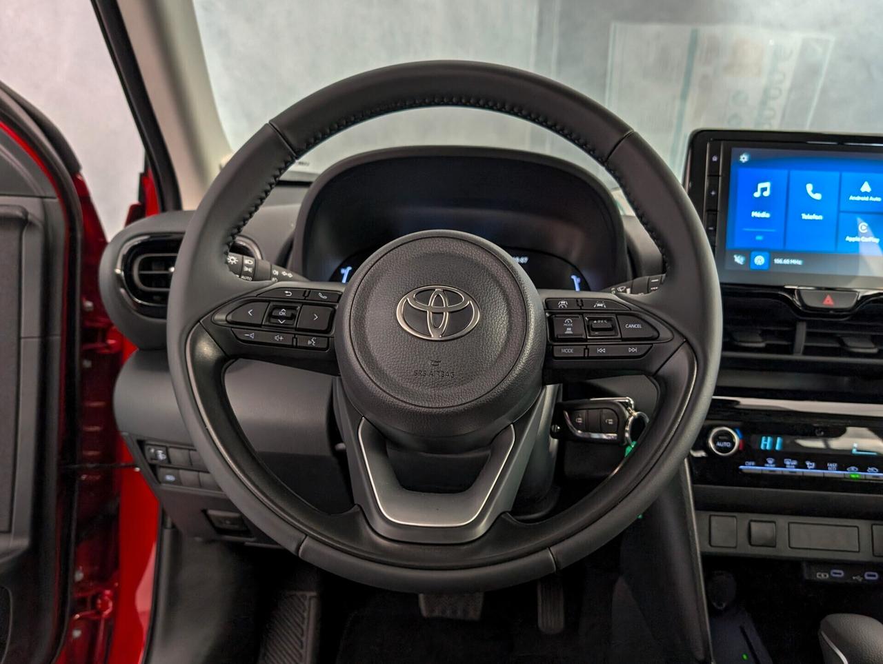 TOYOTA YARIS CROSS 1.5 HYBRID 116 CV ACTIVE KM0