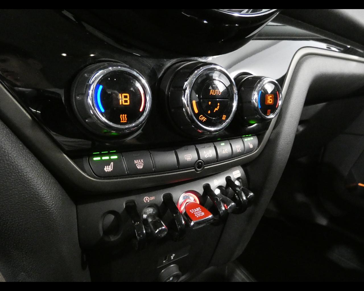 MINI Mini Countrym.(F60) - Mini 1.5 Cooper Classic Countryman