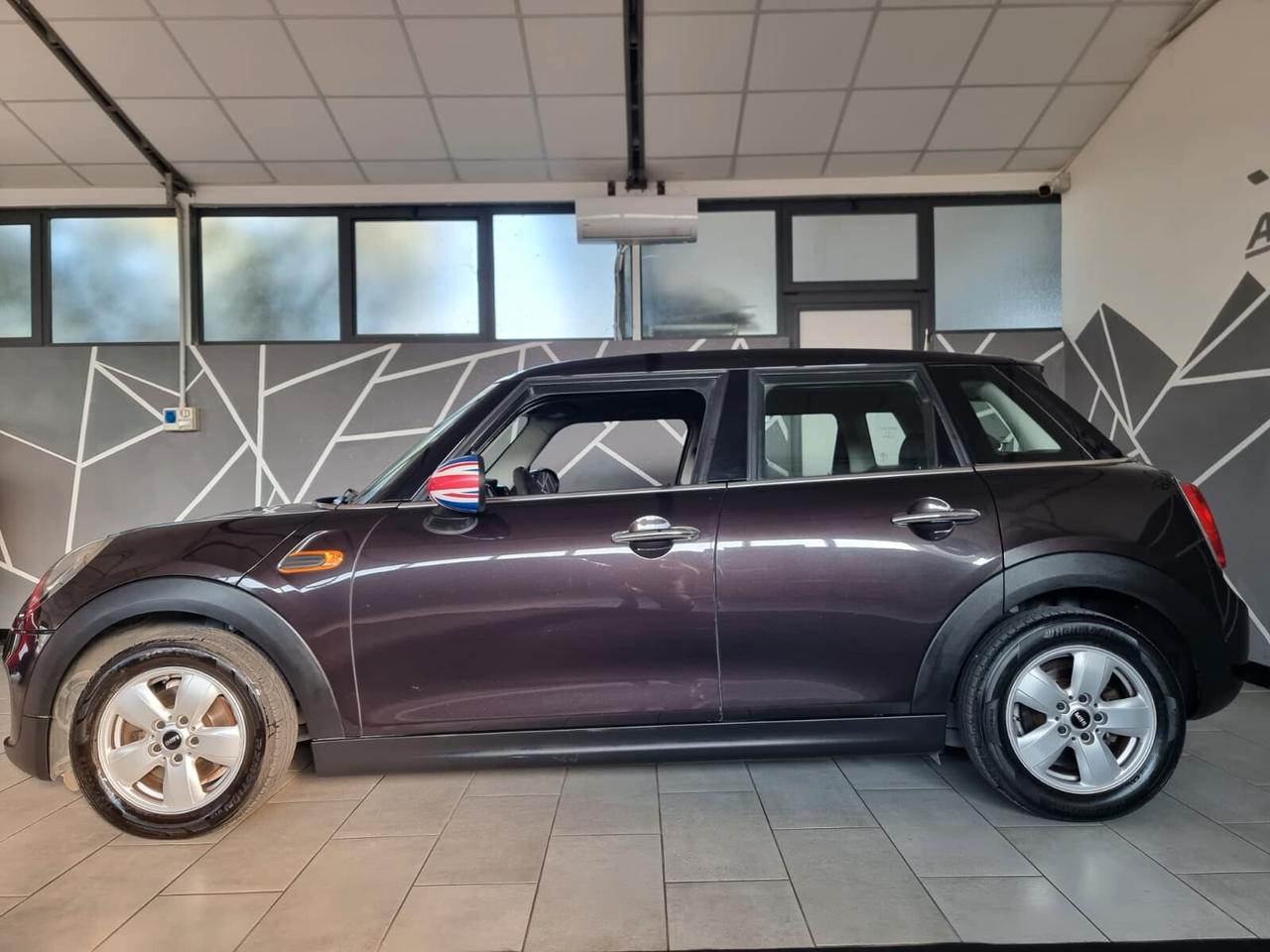 Mini 1.2 One 5 porte NEOPATENTATI