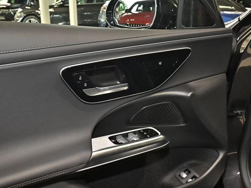 Mercedes-Benz Classe E E 300 e Auto Plug in hybrid Advanced Distronic 19" Navi Led