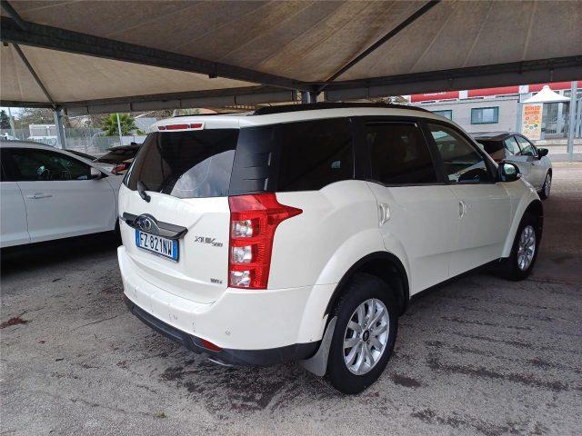 MAHINDRA XUV500 XUV500 2.2 16V FWD W6