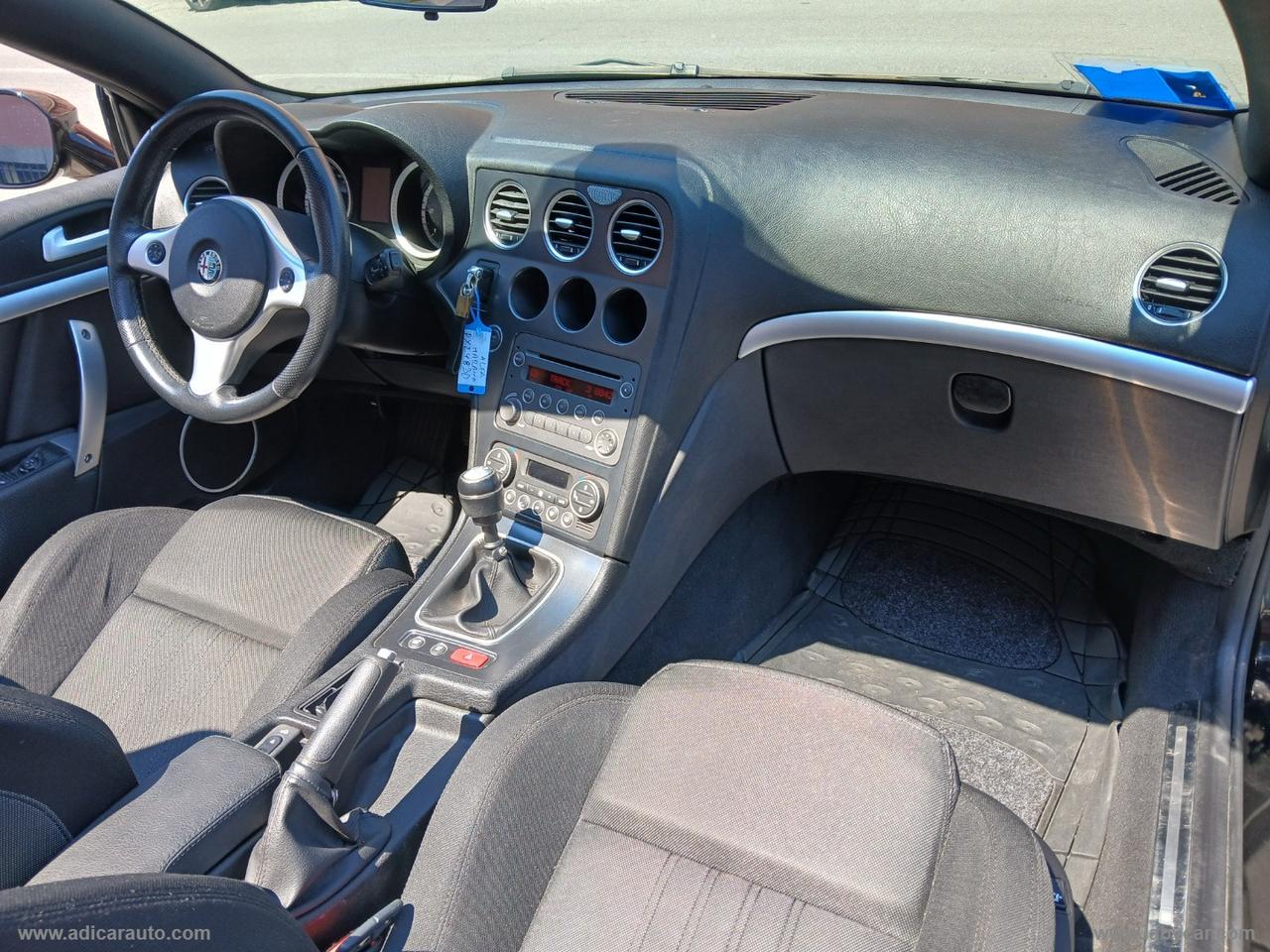 ALFA ROMEO Spider 2.4 JTDm 210CV