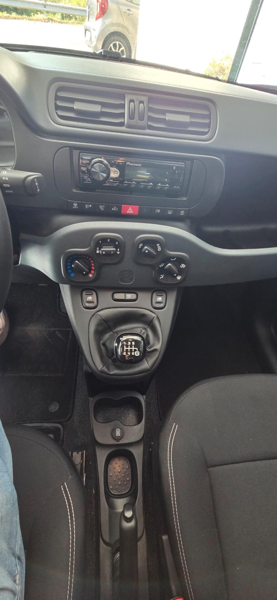 Fiat Panda Cross 1.0 FireFly S&S Hybrid