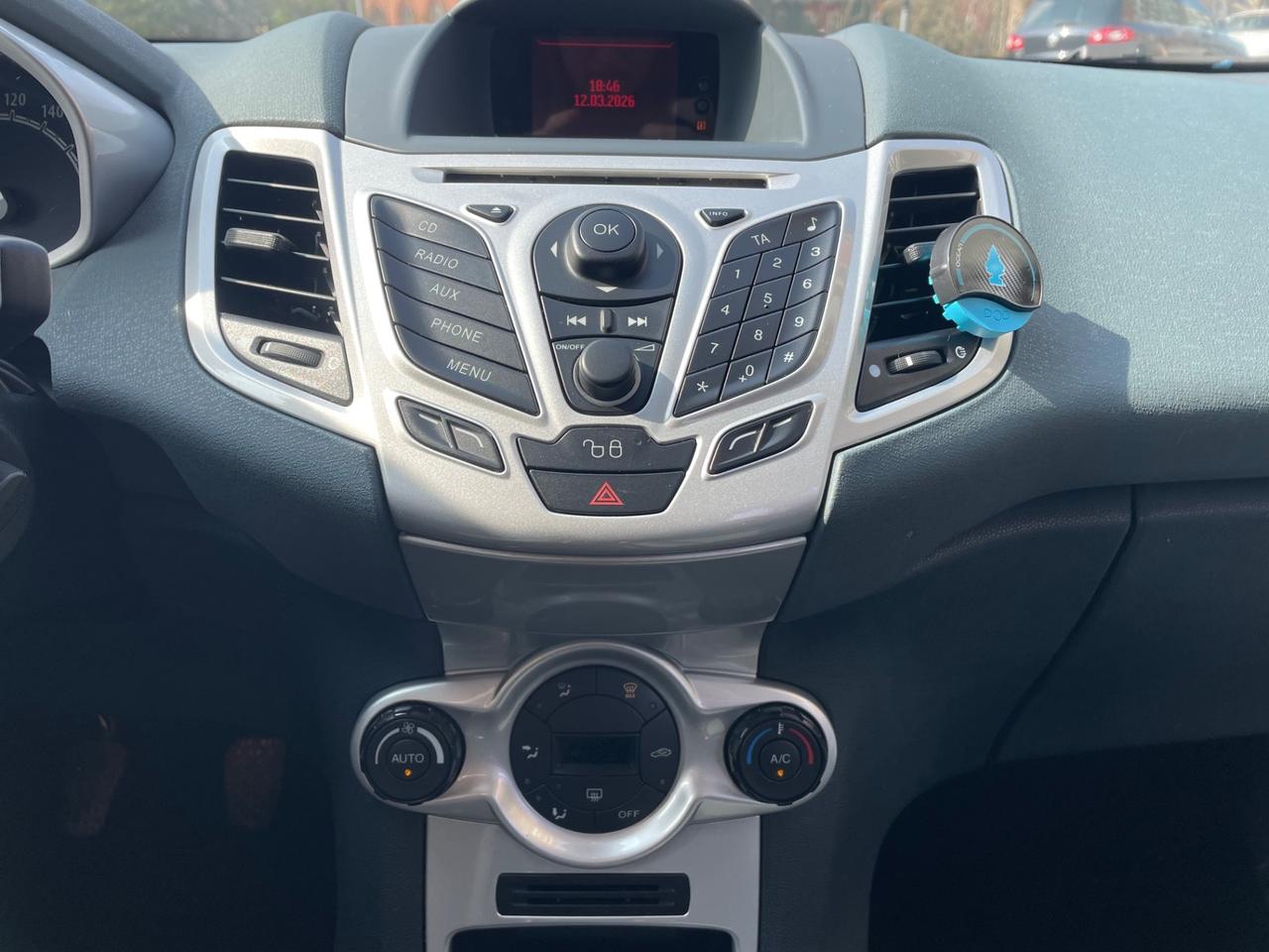 Ford Fiesta 1.4 TDCi 68CV 5 porte Titanium/GARANZIA