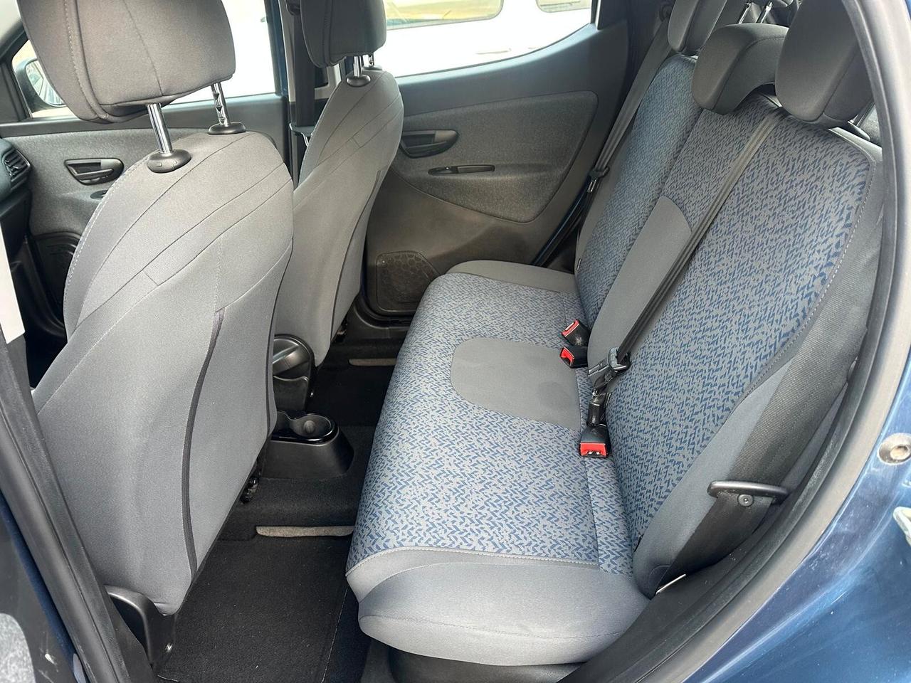 Lancia Ypsilon 1.0 FireFly 5 porte S&S Hybrid UnYca