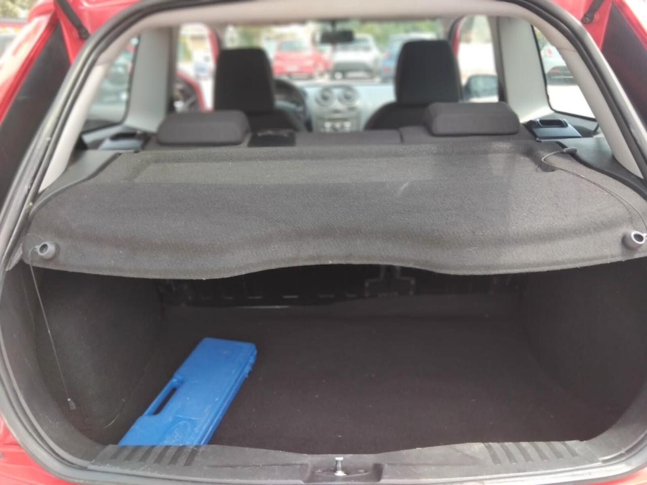 FORD FIESTA 1.2 TITANIUM CLIMA RADIO