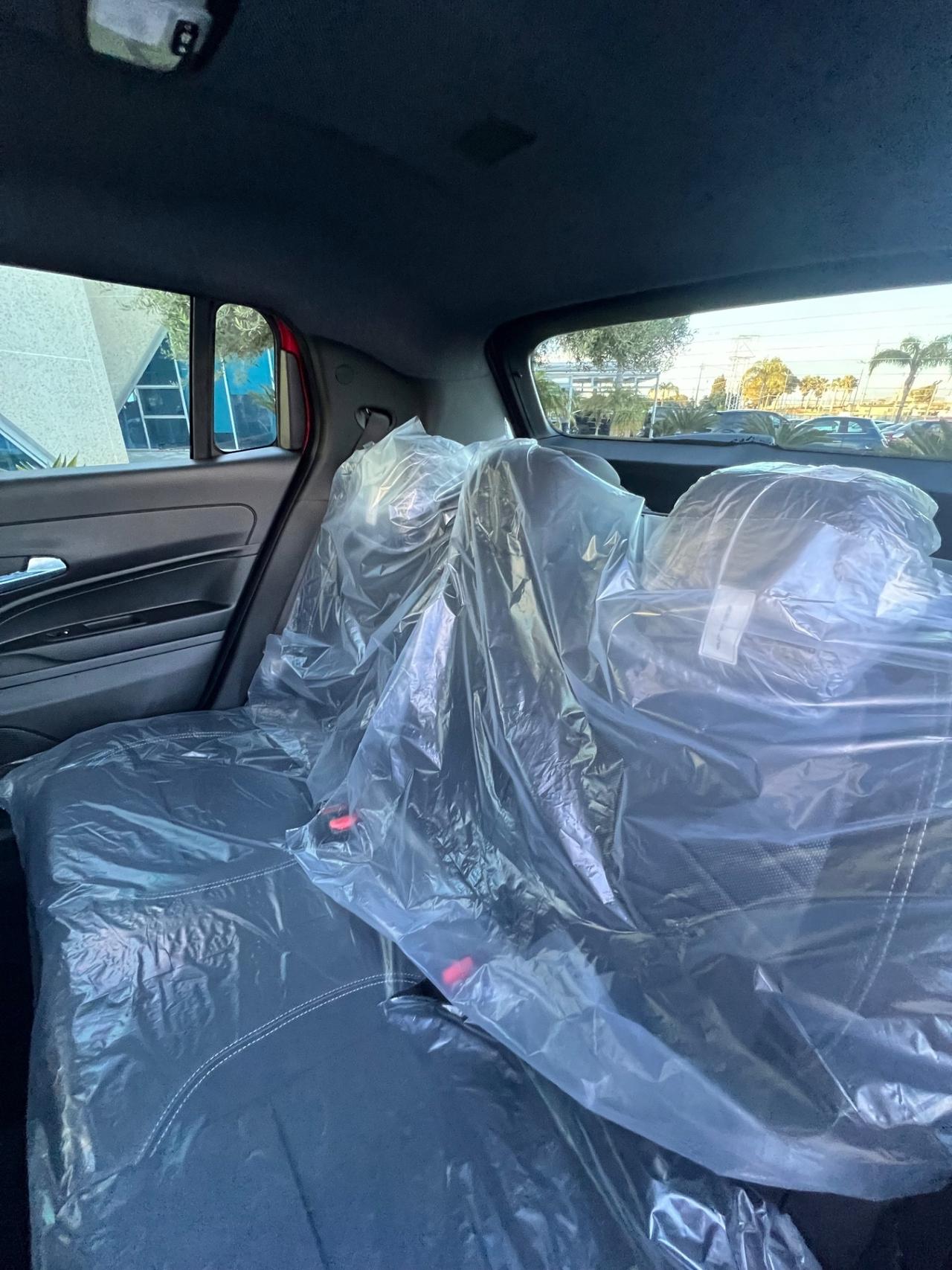 Jeep Avenger 1.2 Turbo 110 CV MHEV Altitude possibilità noleggio no scoring