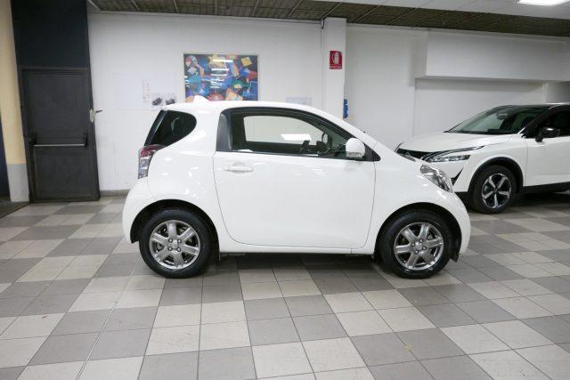 TOYOTA iQ 1.0 CVT Lounge