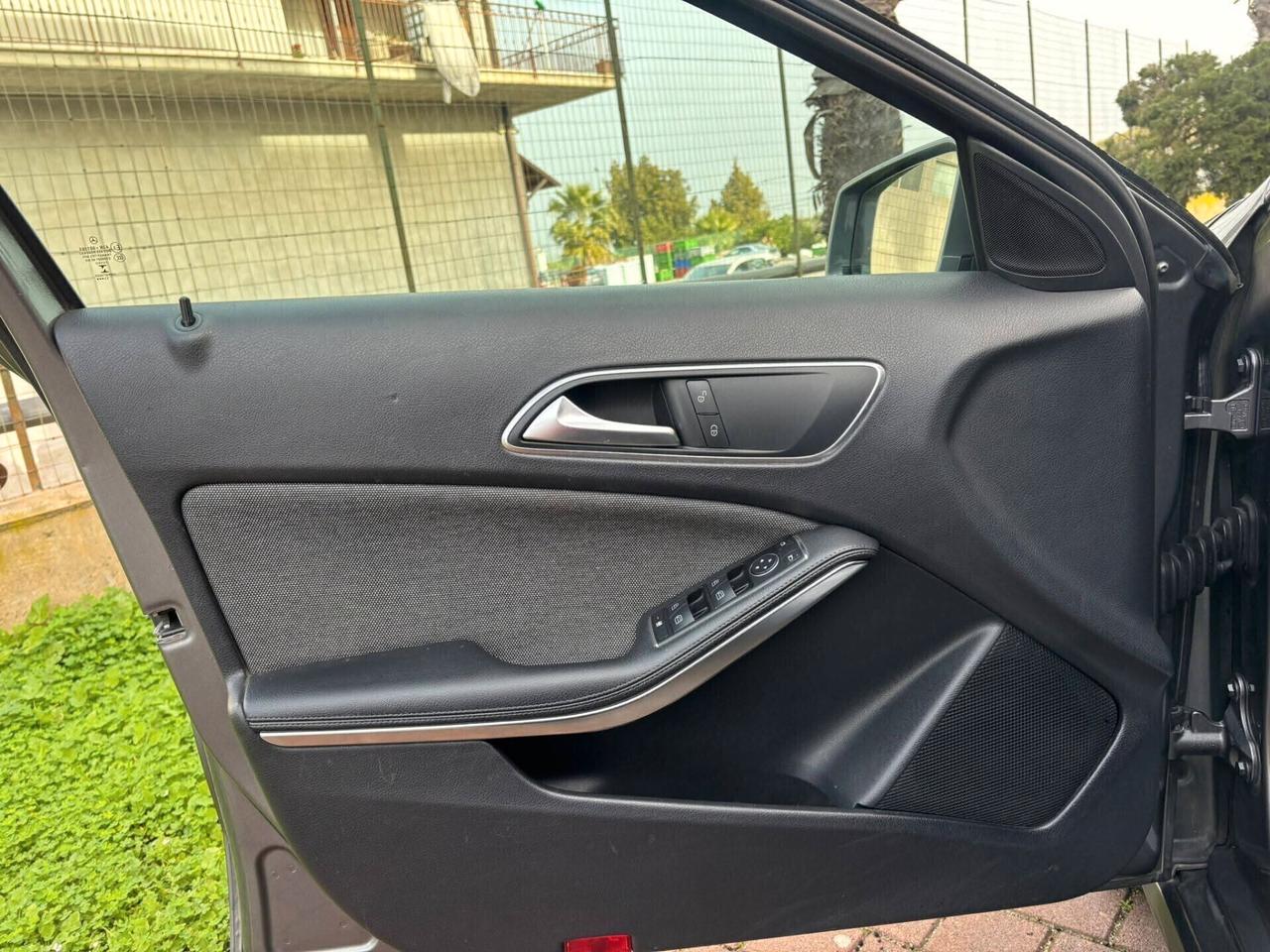 Mercedes-benz GLA 200 CDI Sport/;.''