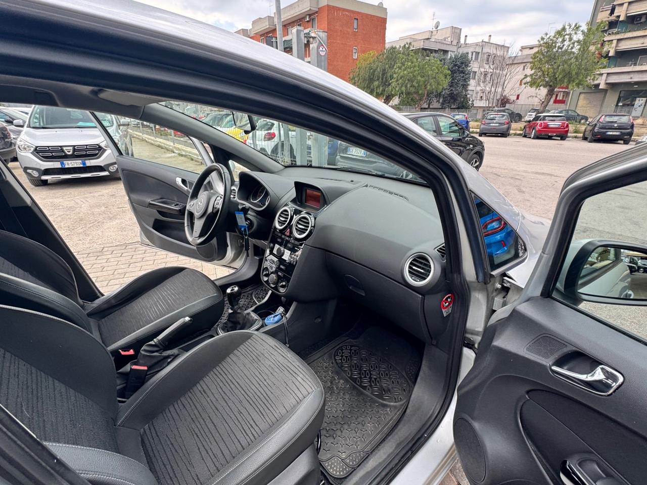 Opel Corsa 1.2 85CV 5 porte GPL-TECH Edition