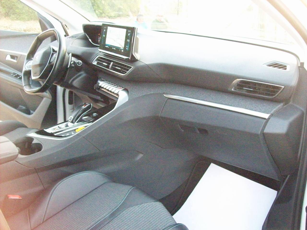 PEUGEOT 3008 1.5 BlueHDI CV.130 S&S ALLURE Pack "2022"