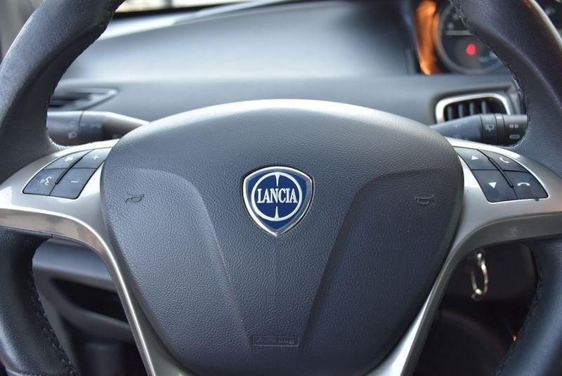 Lancia Ypsilon 1.2 69 CV 5 porte GPL Ecochic Gold