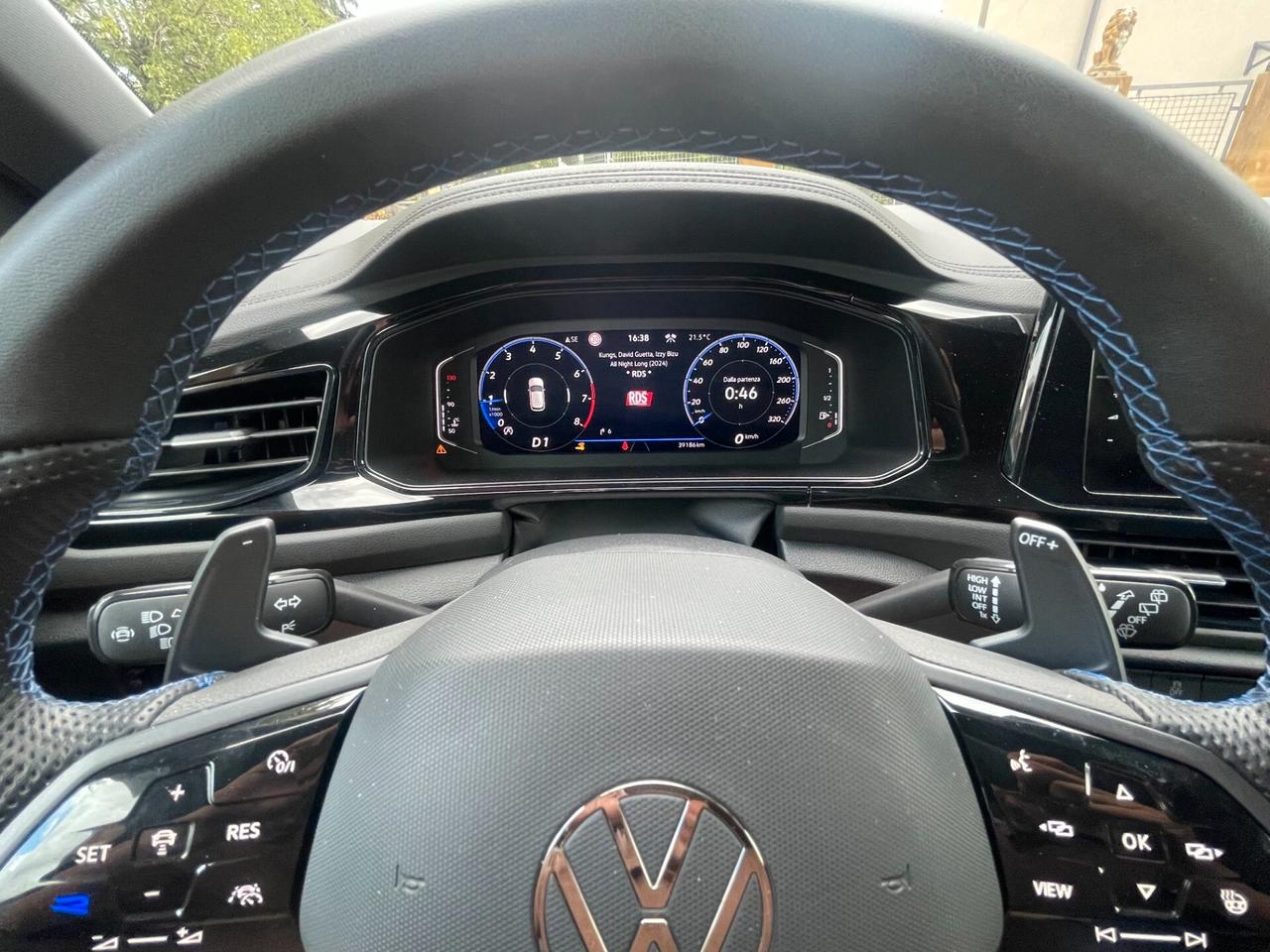 Volkswagen T-Roc R 2.0 TSI DSG 4MOTION AKRAPOVIC'