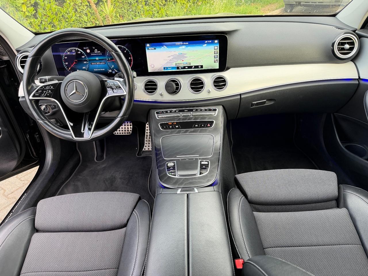 Mercedes-benz E 200d PREMIUM LED DISTRONIC FULL