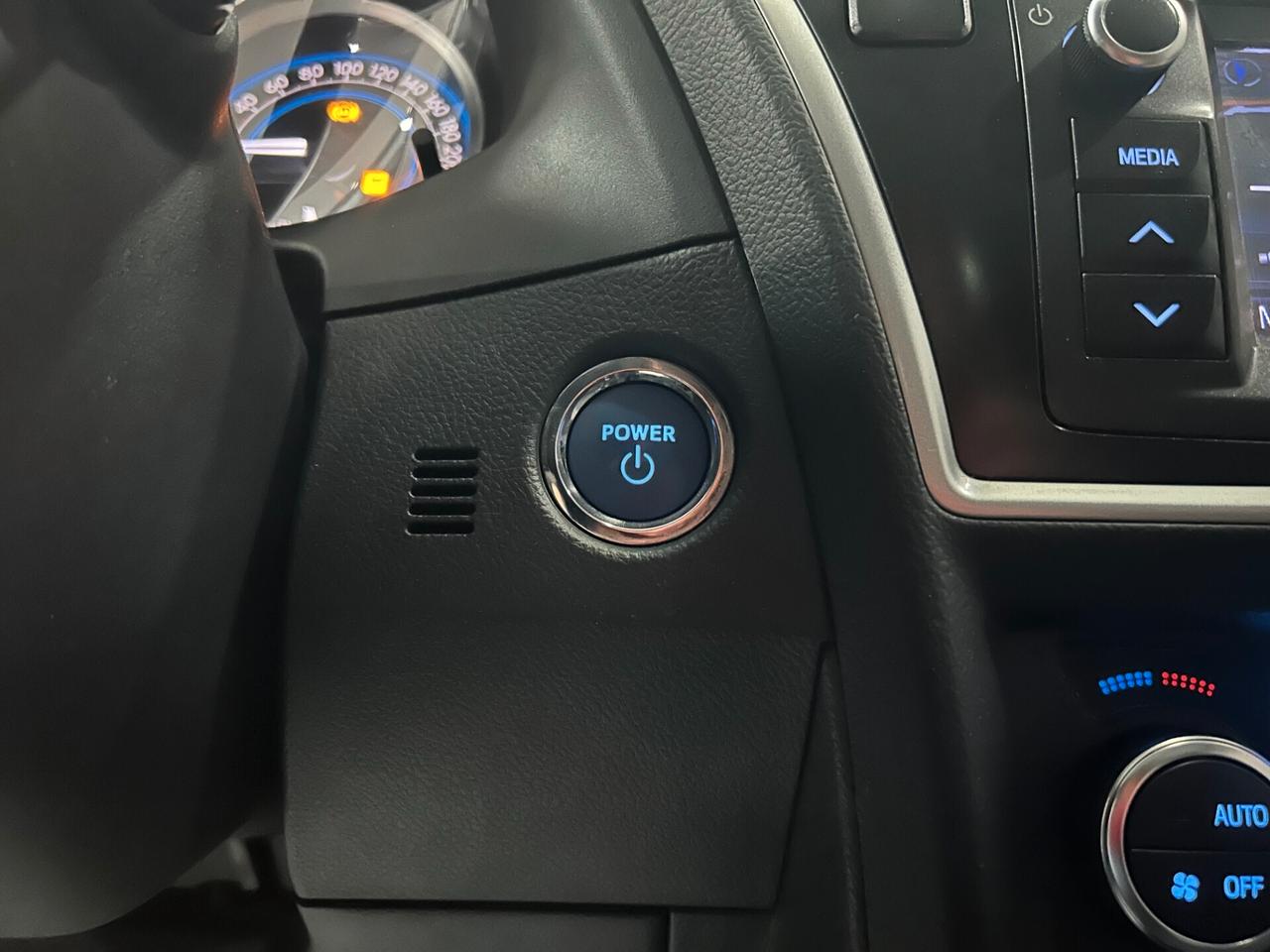 Toyota Auris Touring Sport 1.8 Hybrid Lounge 136cv +Tetto FULL