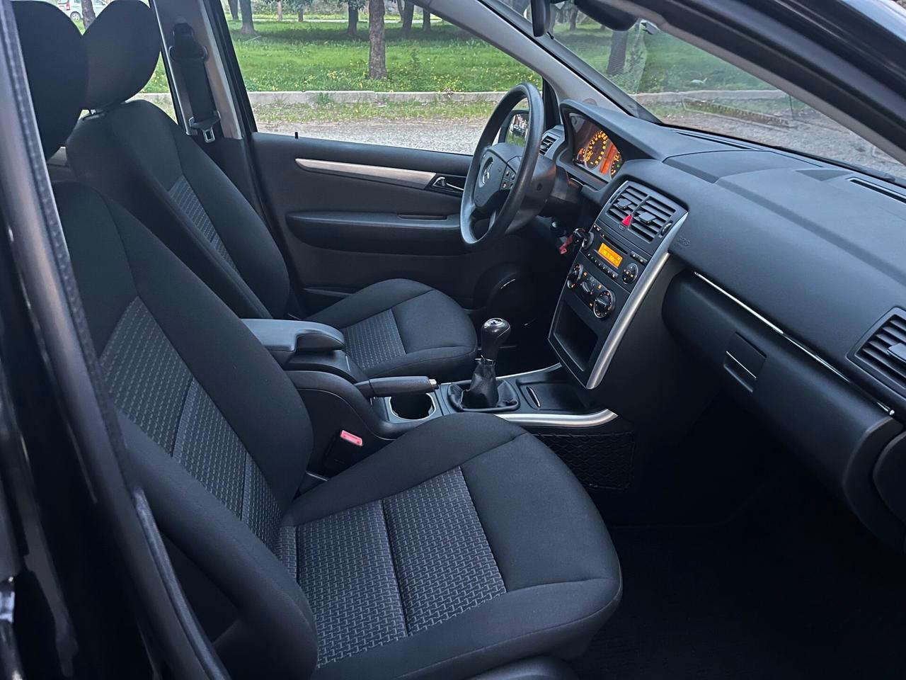 Mercedes Benz Classe B 180 CDI Executive 110CV