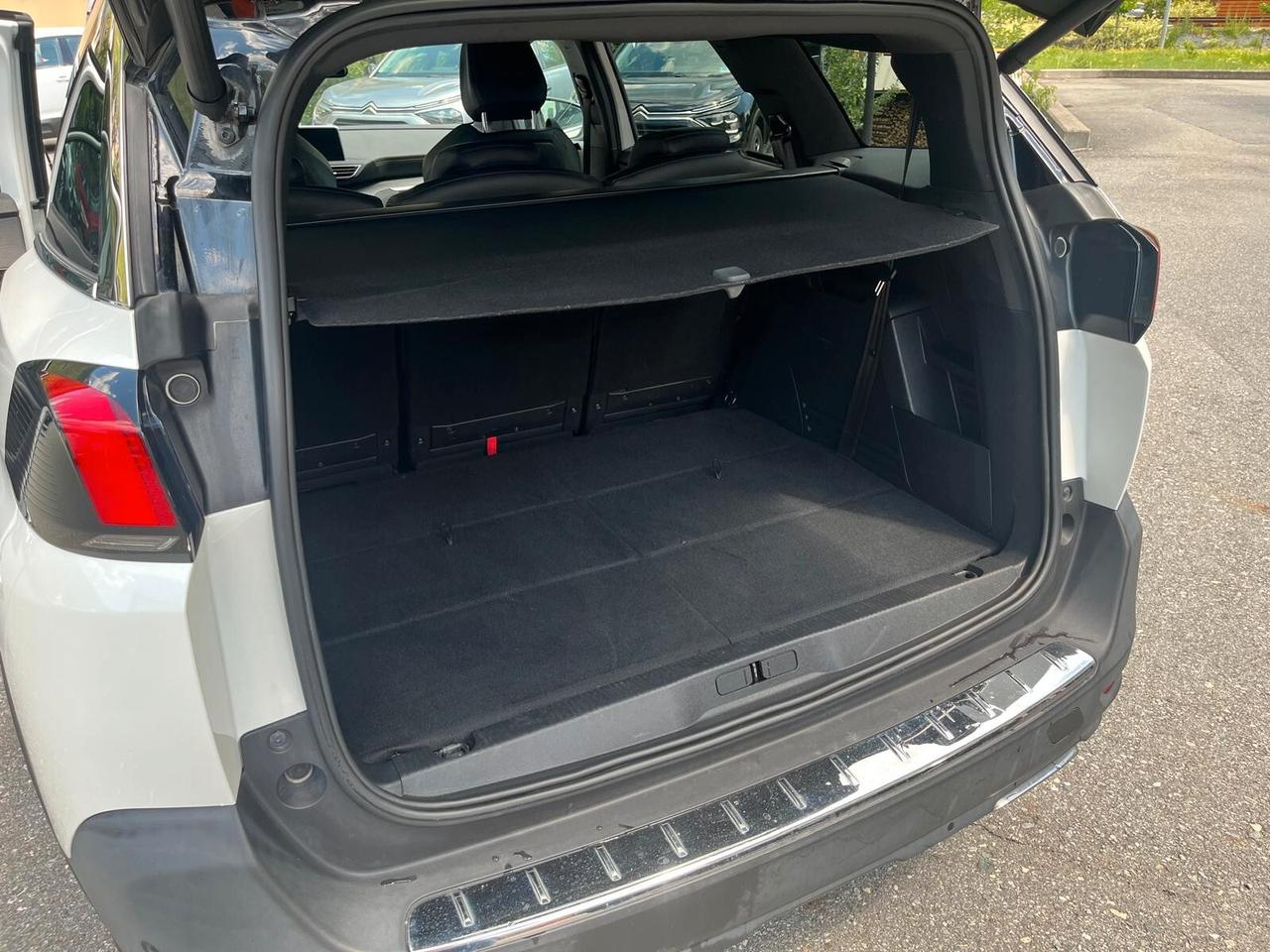 Peugeot 5008 BlueHDi 180 S&S EAT8 GT