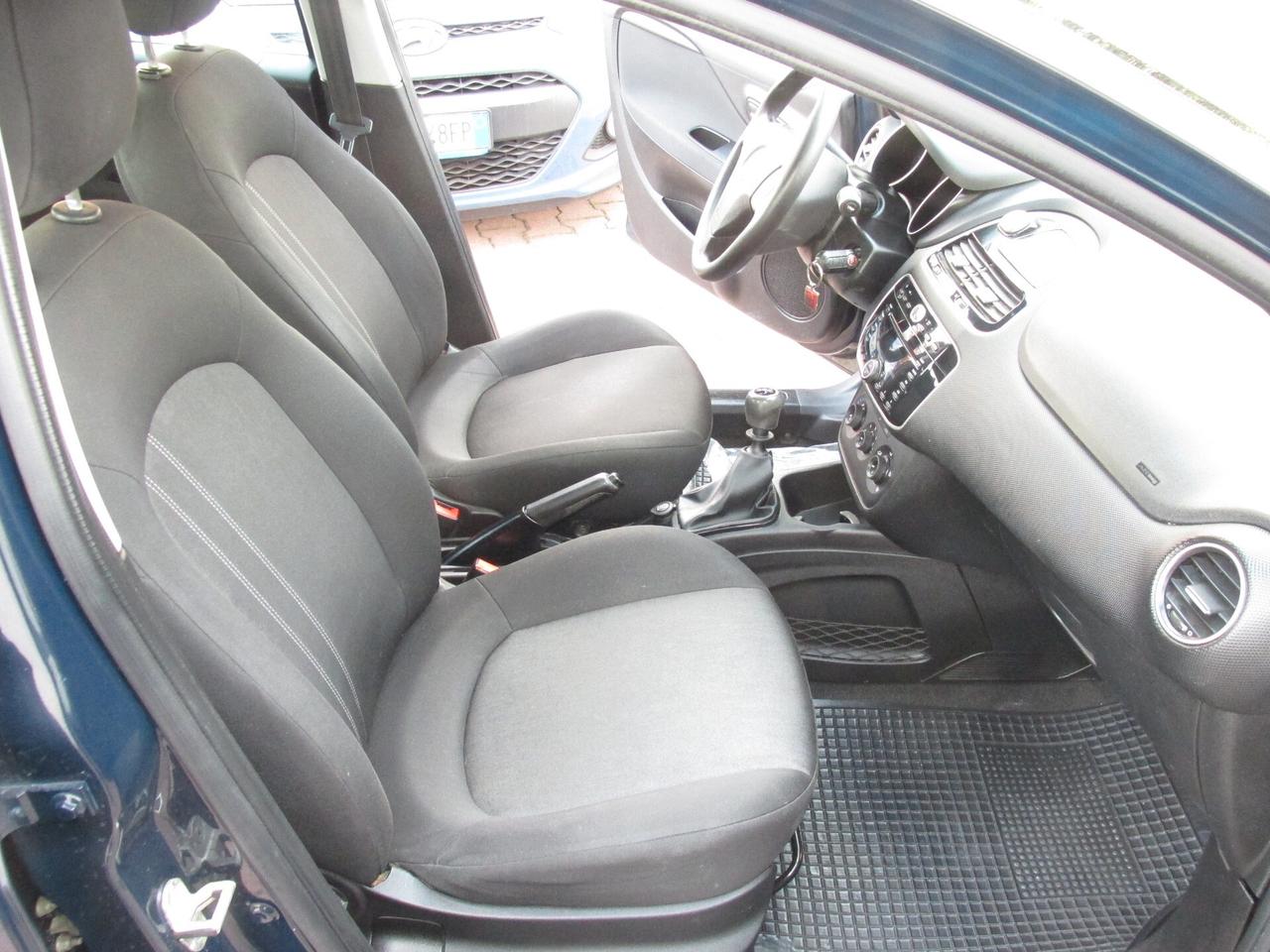 Fiat Punto 1.4 8V 5 porte Natural Power Street