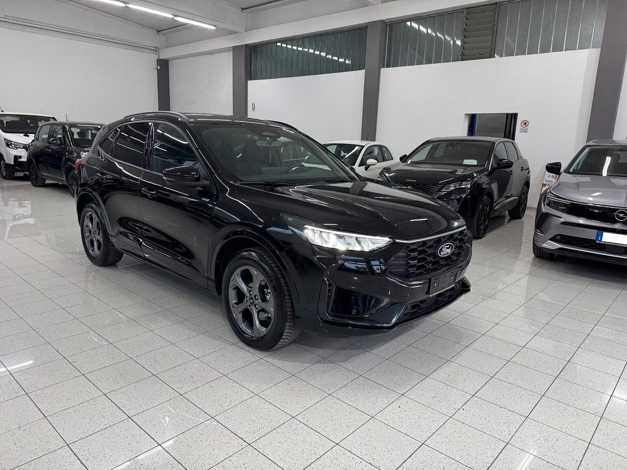 Kuga Plug In Hybrid 243CV ST-Line PARI NUOVO