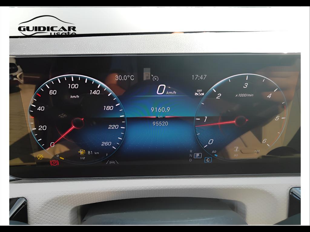 Mercedes-Benz CLA Sh.Brake - X118 - CLA Shooting Brake 180 d Sport auto