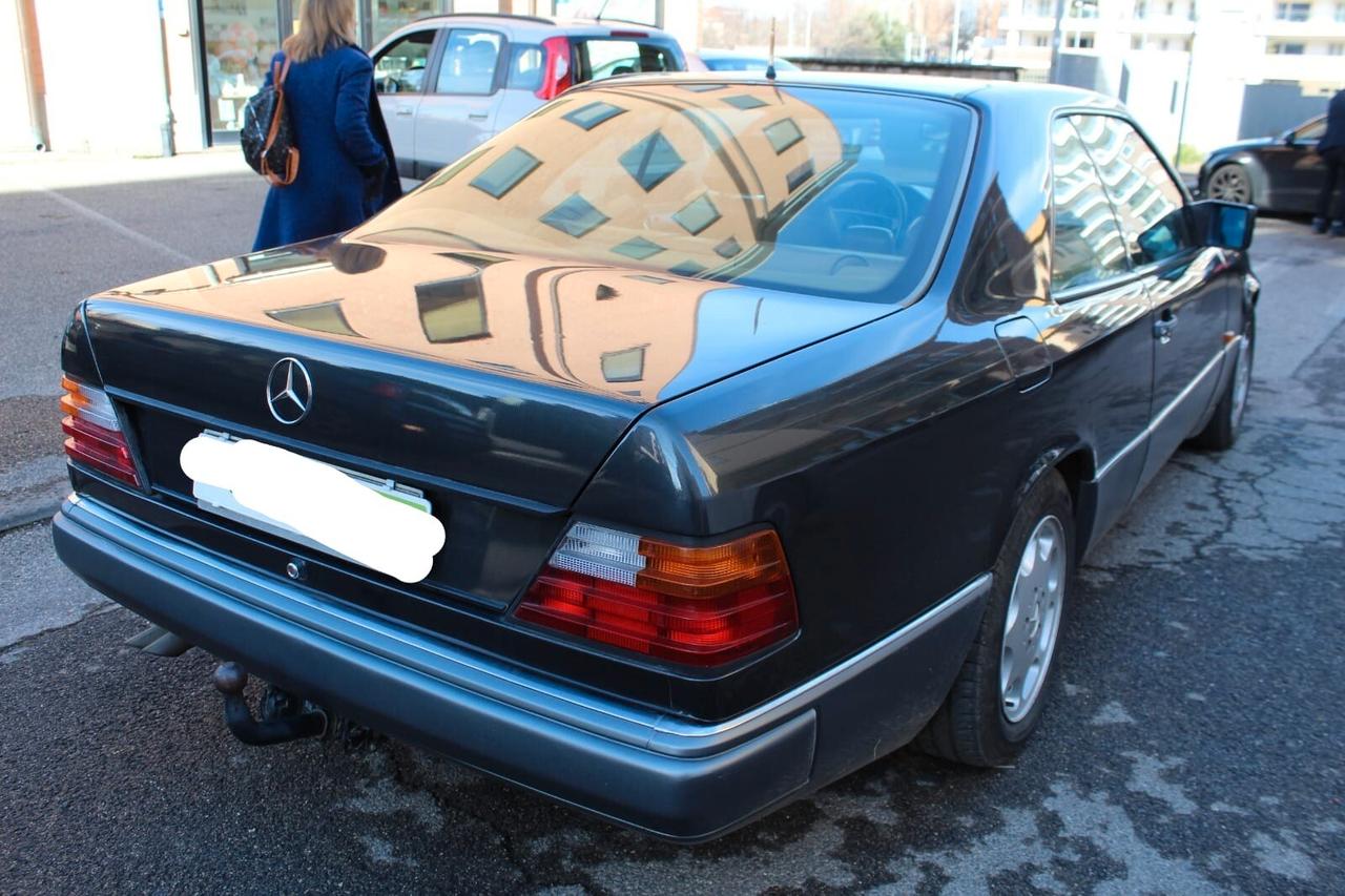 Mercedes-benz 300 CE-24