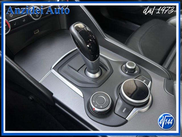 ALFA ROMEO Giulia 2.2 Turbodiesel 210 CV AT8 AWD Q4 Veloce