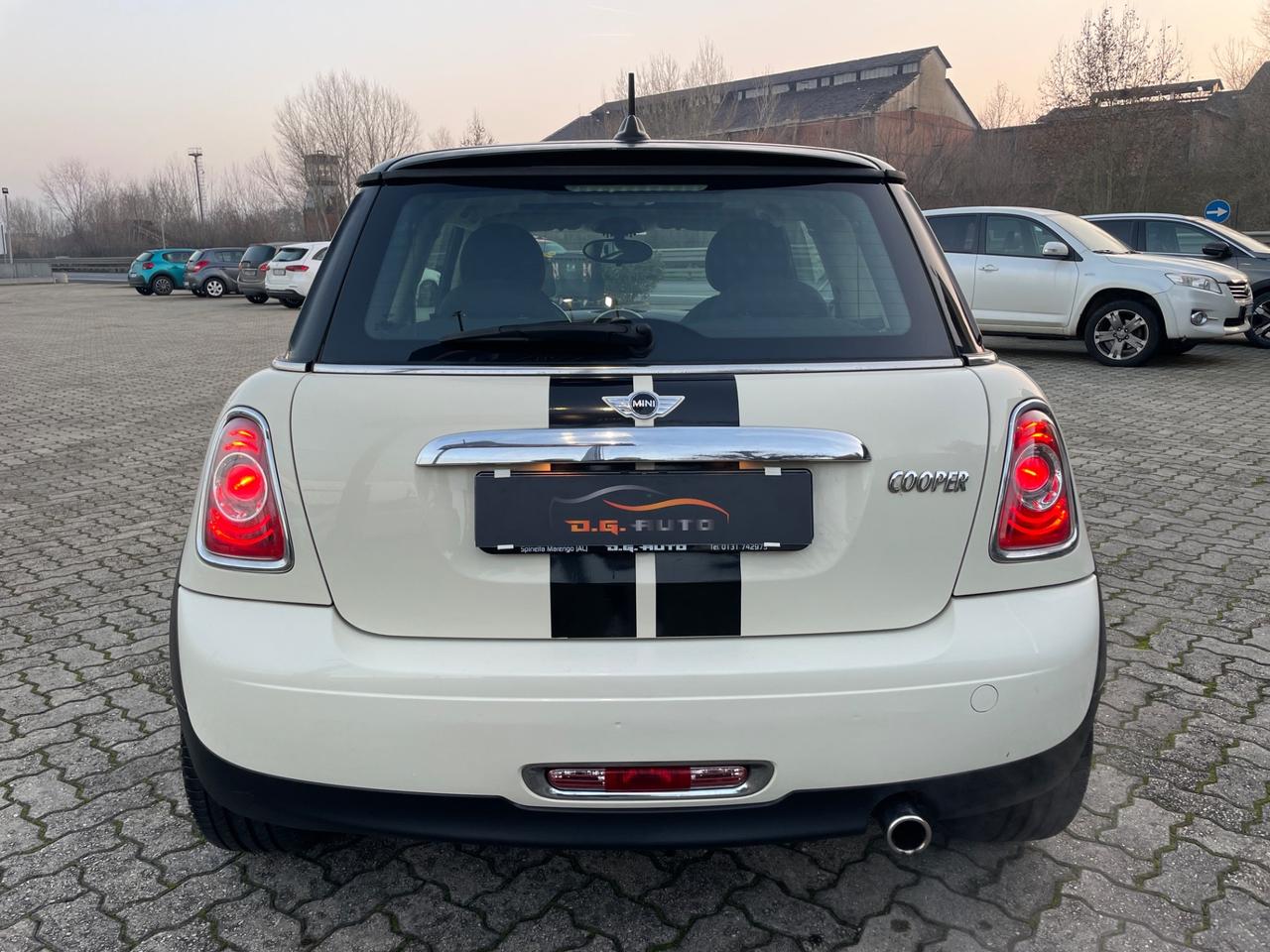 Mini Cooper III R56 Hatchback 1.6 122cv FL
