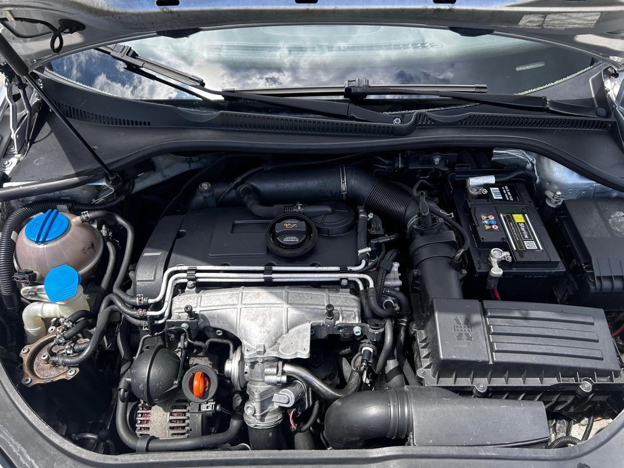 Volkswagen Golf 2.0 16V TDI 5p. Sportline