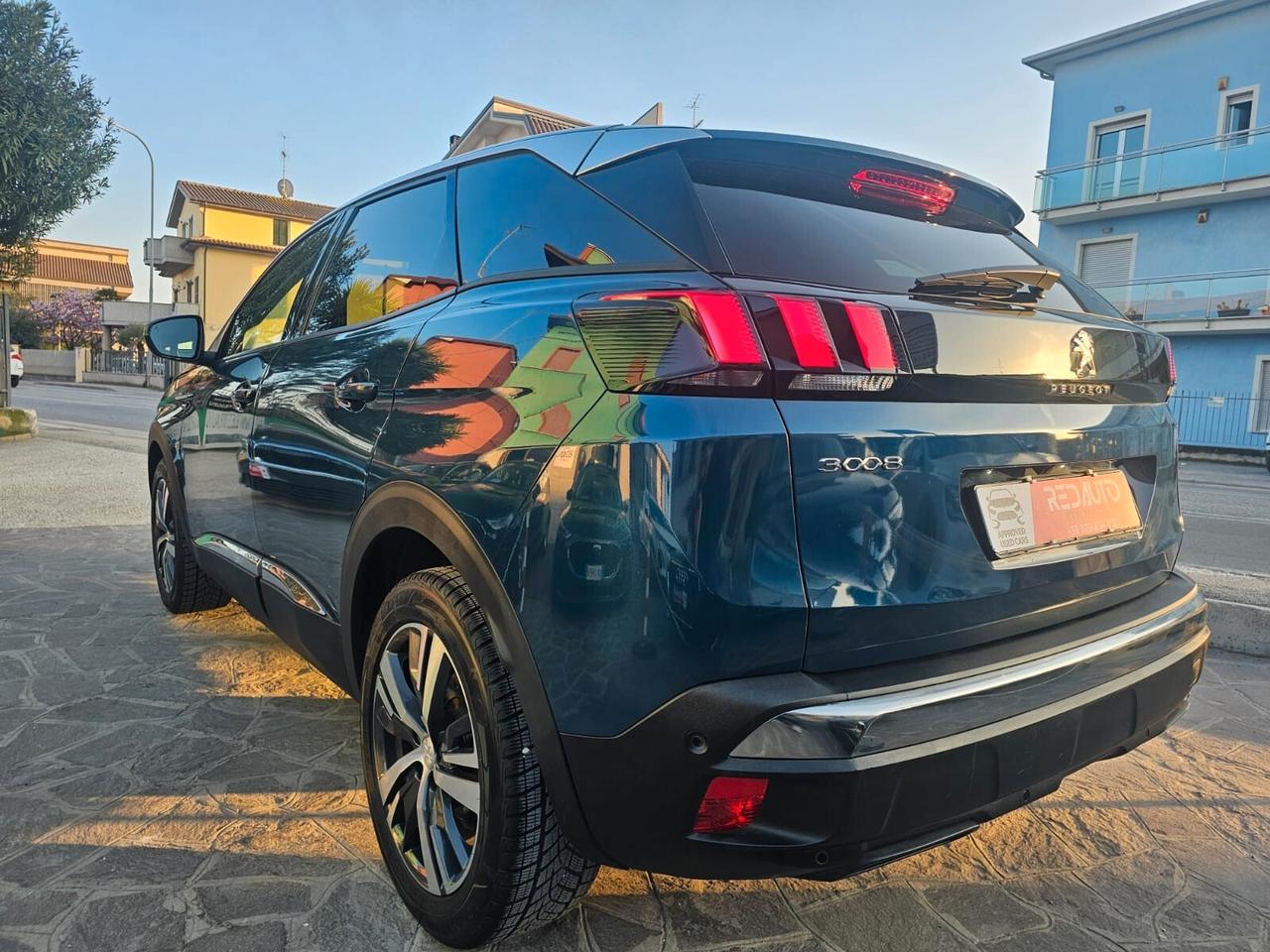 Peugeot 3008 BlueHDi 130 S&S EAT8 Allure Pack